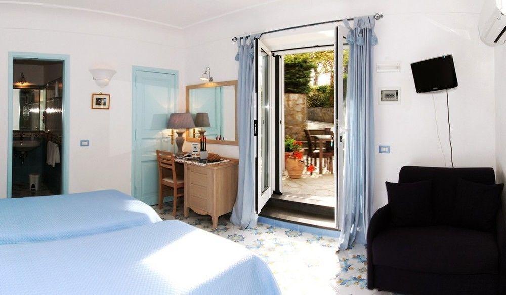 Bed & Breakfast Cavalluccio Marino 5*